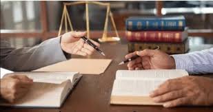 القضايا و العقود التجارية